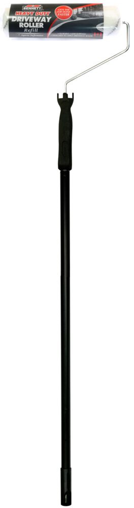 ALLÉE AVEC POLE