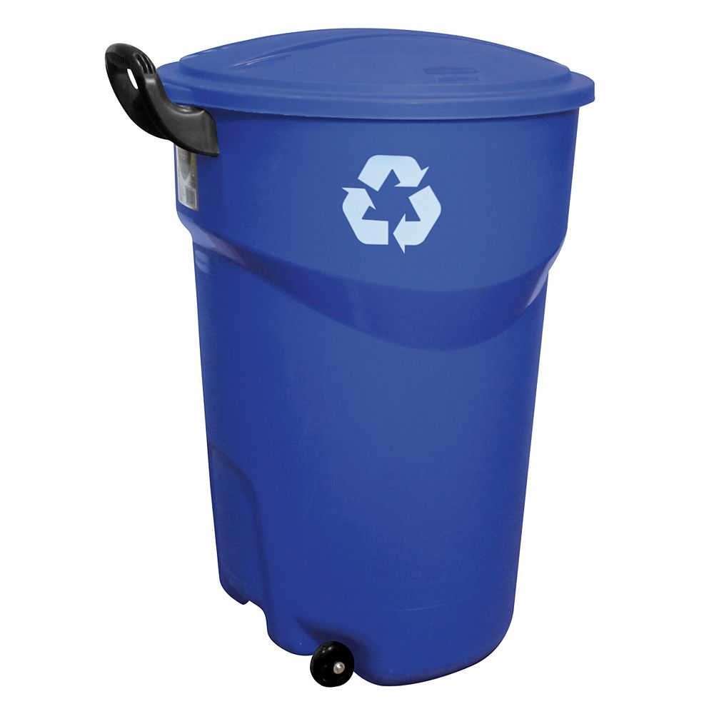 Rubbermaid 121 L 32 Gallon Wheeled Recycle Trash Can The Home Depot Canada 32 Gallon Wheeled Recycle Trash Can, Outdoor Garbage Cans Home Depot Canada