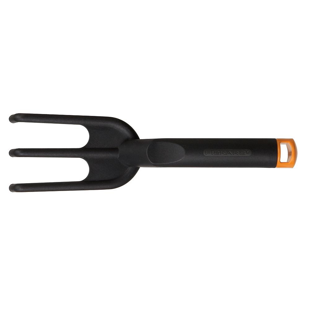 Fiskars Scratch Tool Cultivator The Home Depot Canada
