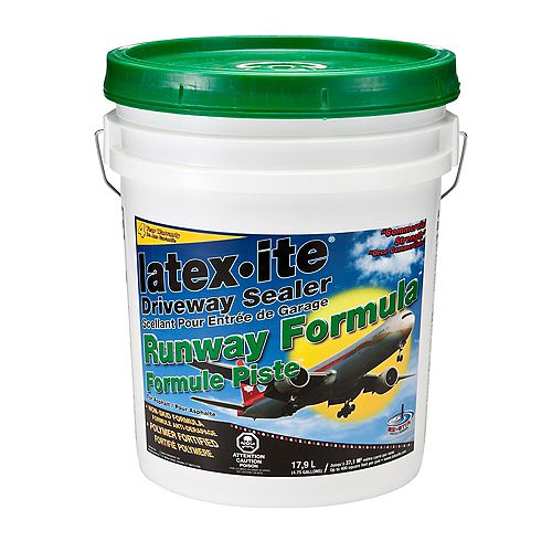 Runway Formula 17.9 L Driveway Sealer