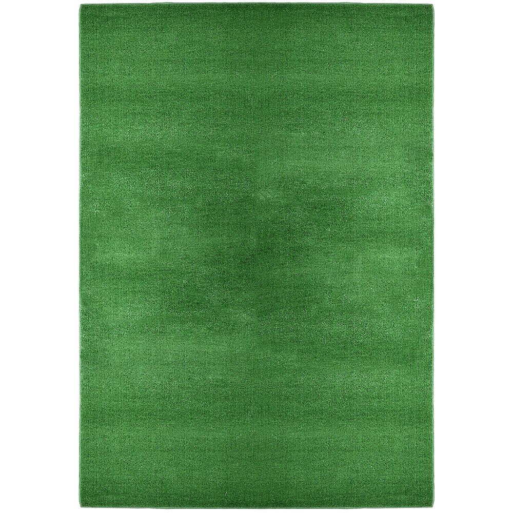 Trafficmaster Turf Green 6 Ft X 8 Indoor Outdoor Contemporary Rectangular Area Rug The Home Depot Canada Trafficmaster Turf Green 6 Ft X 8, Outdoor Green Carpet