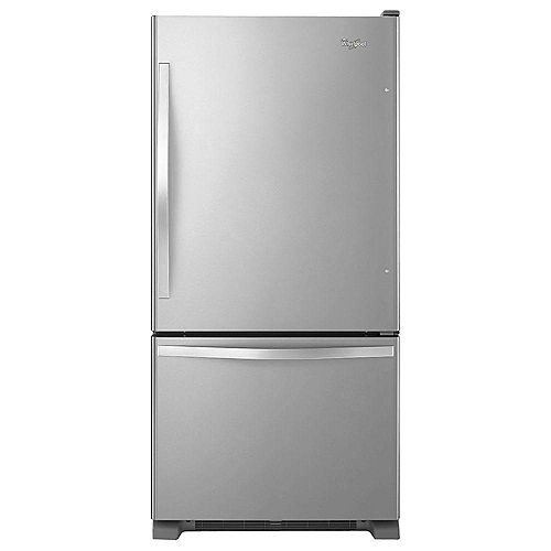 33-inch W 22 cu. ft. Bottom Freezer Refrigerator in Stainless Steel - ENERGY STAR®