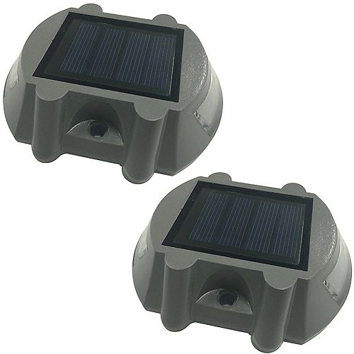 5 Lumen Solar Integrated LED Deck Lights (2-Pack)