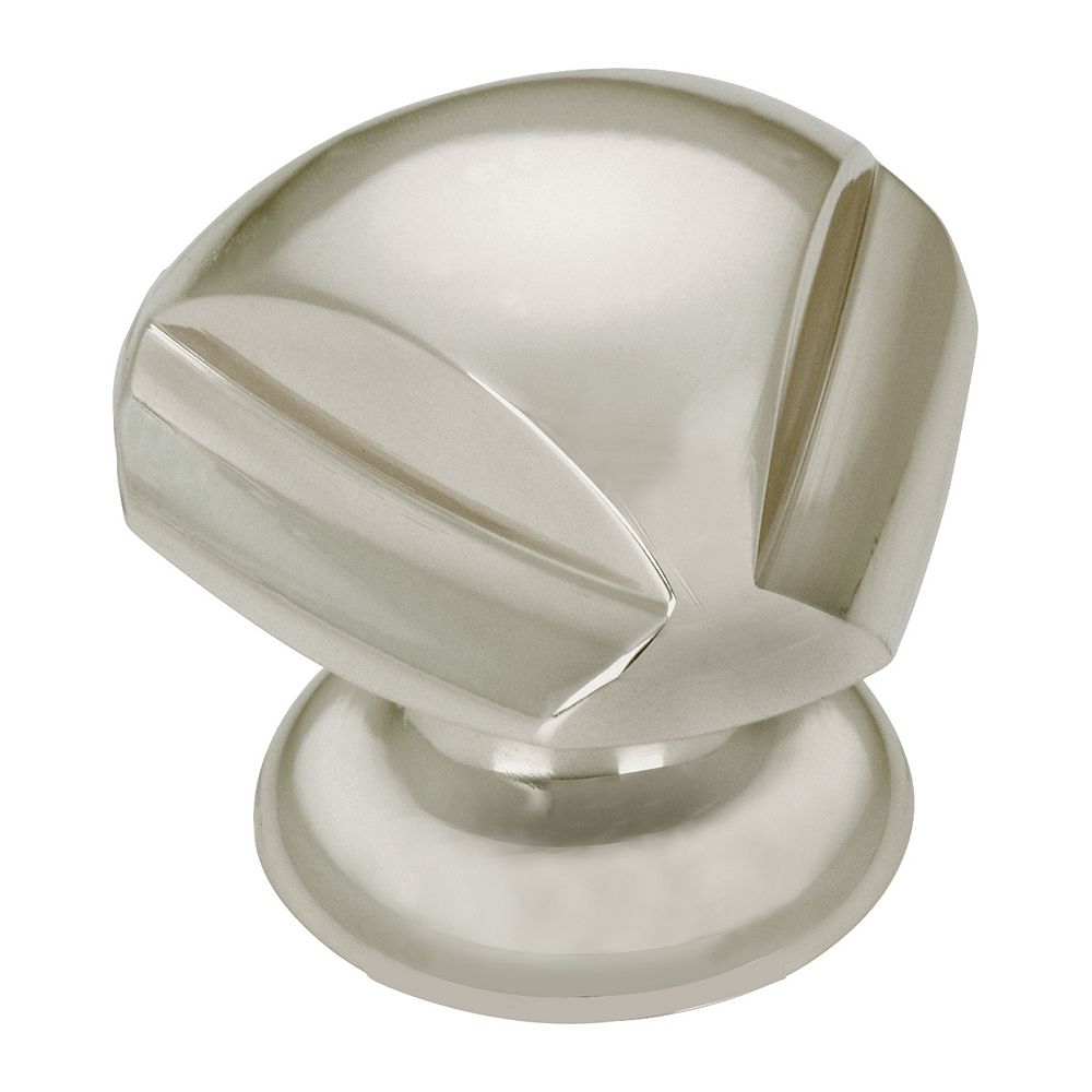 Richelieu 1 3/16 in (30 mm) x 1 3/16 in (30 mm) Brushed Nickel