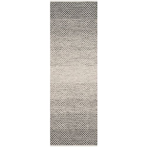 Montauk Aimee Black / Ivory 2 ft. 3 inch x 7 ft. Indoor Runner