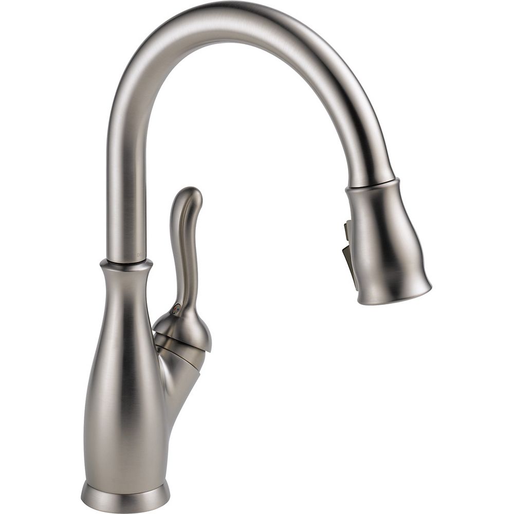Delta Leland Single Handle Pull Down Sprayer Kitchen Faucet With Shieldspray In Stainless The Home Depot Canada