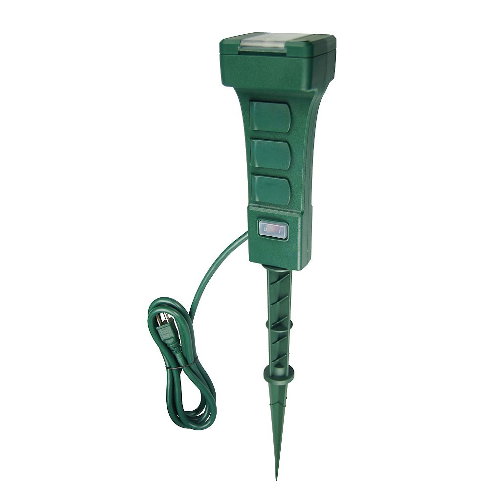 Defiant Outdoor 6 Grounded Outlets Timer Stake The Home Depot Canada