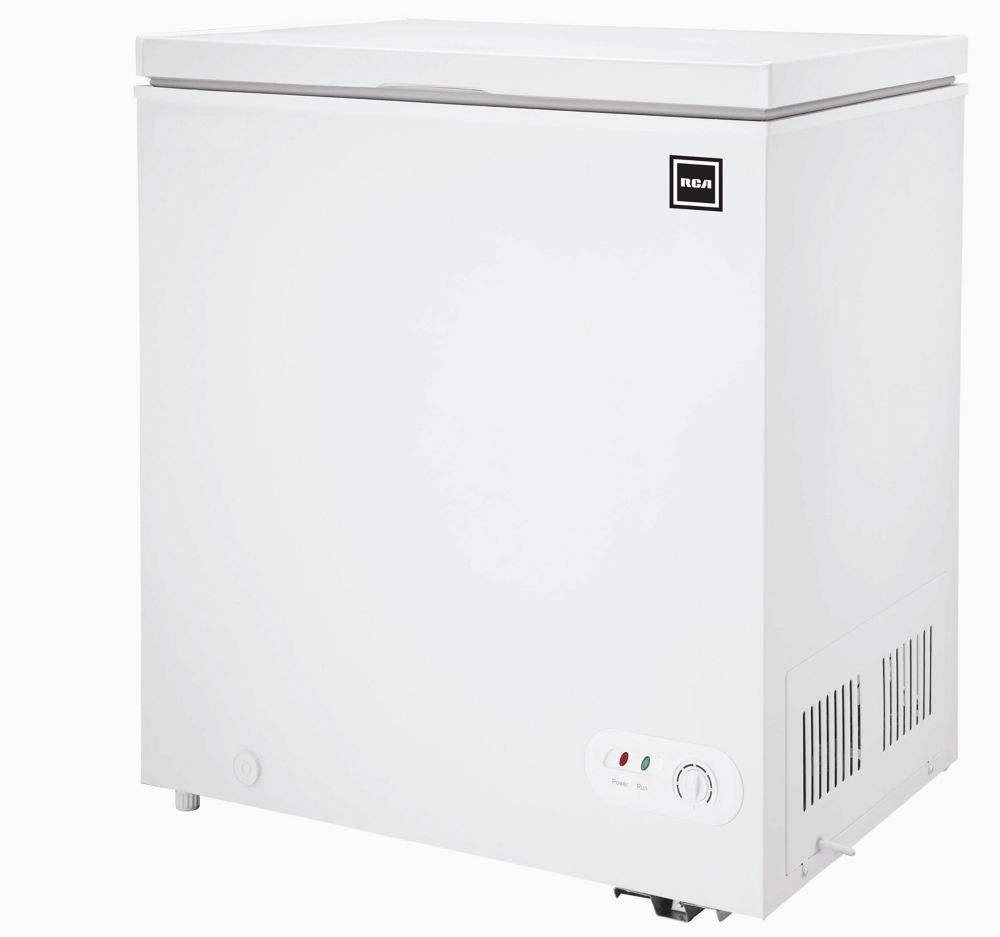 RCA 5.1 Cu. Ft. Compact Chest Freezer - White | The Home Depot Canada