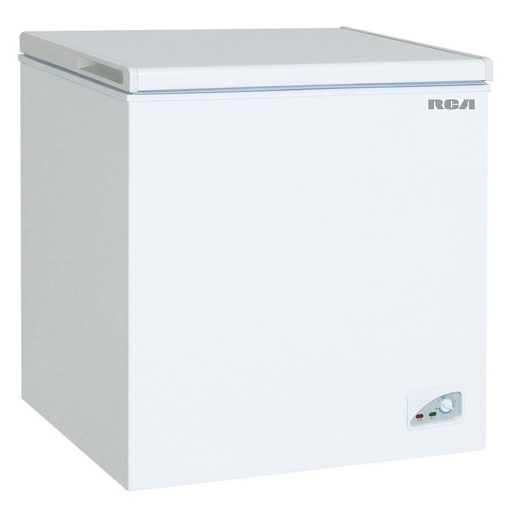 Rca 7 0 Cu Ft Compact Chest Freezer White The Home Depot Canada