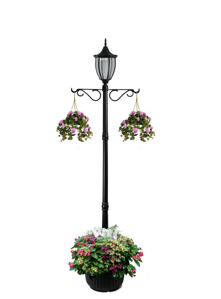 How To Landscape Around A Light Pole