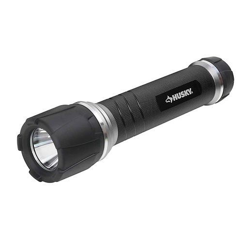 Husky 600-Lumen LED Flashlight