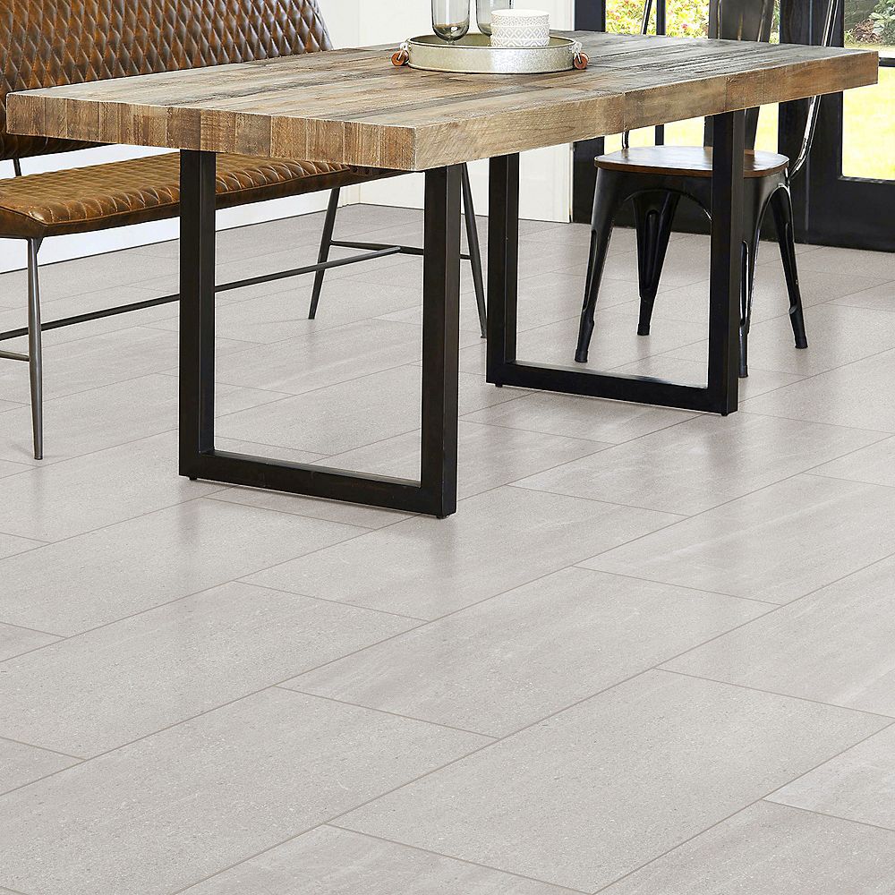 Home Decorators Collection Decatur Bluff 12 Inch X 23 82 Inch Luxury Vinyl Plank Flooring The Home Depot Canada