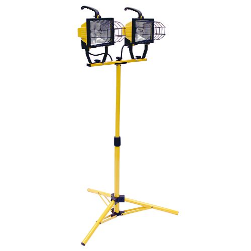 1000 Watt Portable Halogen Work Light with a Tripod