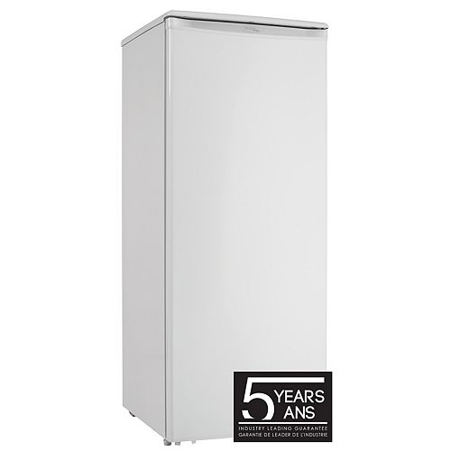 GE 14.1 cu. Ft. Frost-Free Upright Freezer in White ...