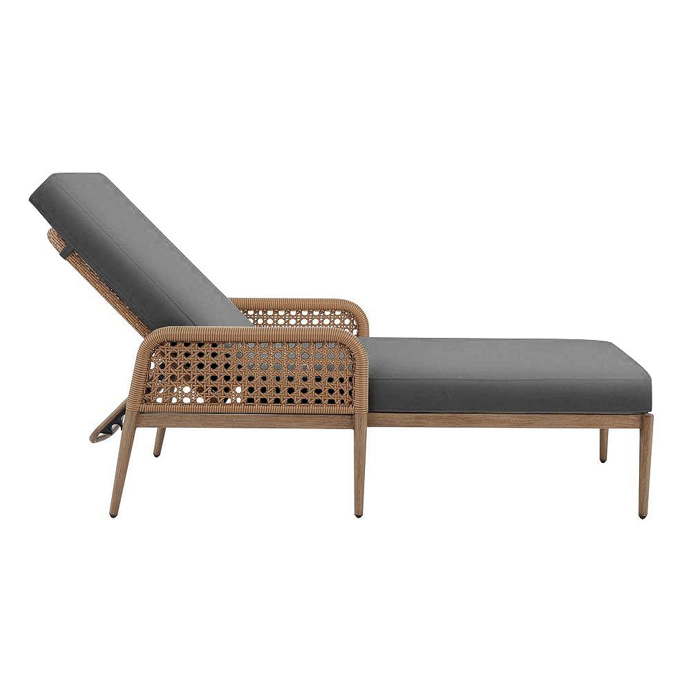 Hampton Bay Coral Vista Brown Wicker Outdoor Patio Chaise Lounge With Bare Cushions The Home 2200