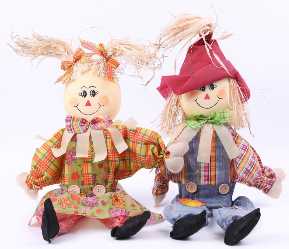 Gardenised 24 Inch Sitting Scarecrow Sister and Brother Set with Red