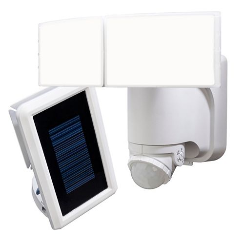 DEFIANT 180 Degree 2-Head White Solar Powered Motion Outdoor Integrated LED Flood Light